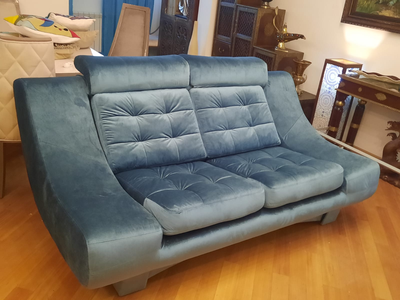 Обивка дивана на дому. Путиловская